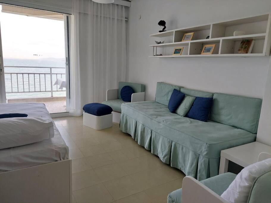 Endless Blue, In The Wave Apartment Peraia  Exterior photo